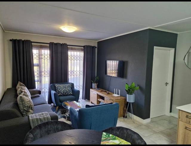 3 BEDROOM APARTMENT FOR SALE IN LINBRO PARK
